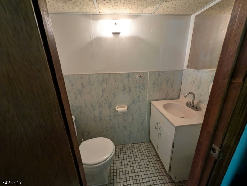 79 Dewitt Ave Property Photo 29