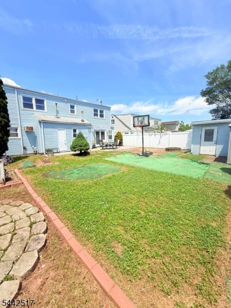 68 Daniel St 1 Property Photo 18