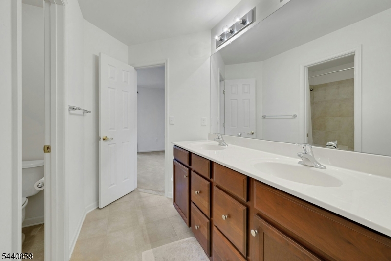 11 Skyview Ter Property Photo 22