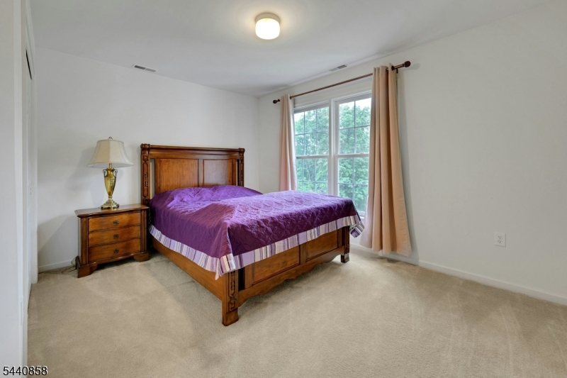 11 Skyview Ter Property Photo 23
