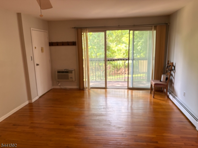 28 Deanna Dr Apt 57 57 Property Photo 2