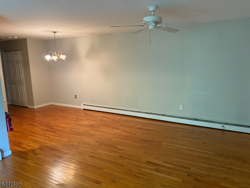 28 Deanna Dr Apt 57 57 Property Photo 4