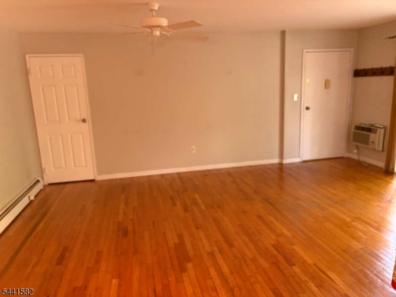 28 Deanna Dr Apt 57 57 Property Photo 5