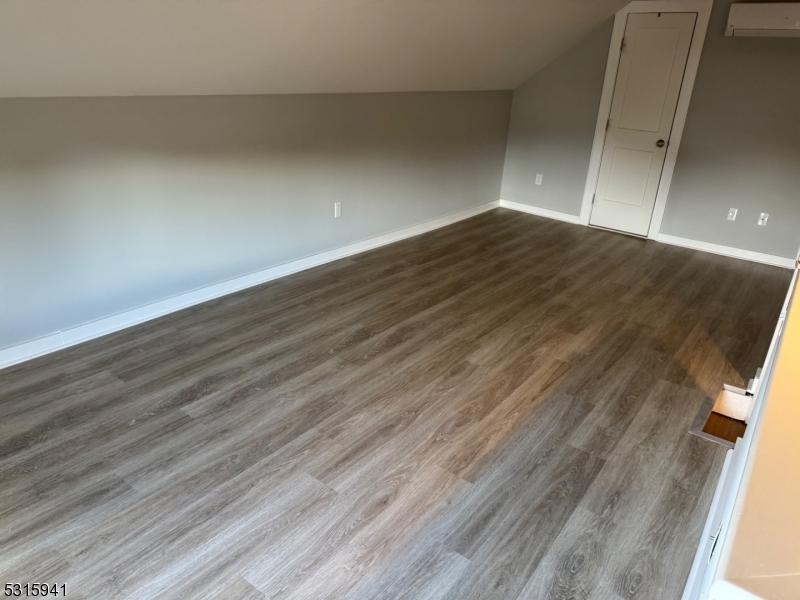 231 Elmer St Property Photo 18