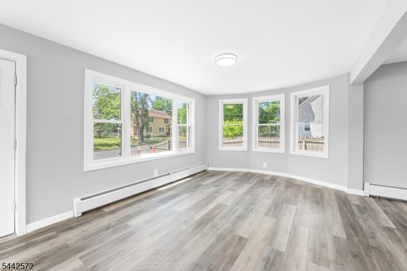 20 Corwin St Property Photo 5