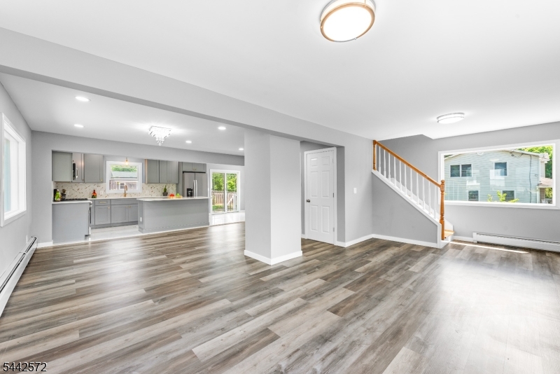 20 Corwin St Property Photo 6