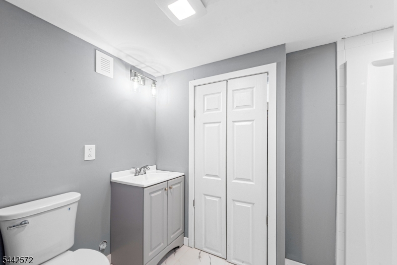 20 Corwin St Property Photo 18