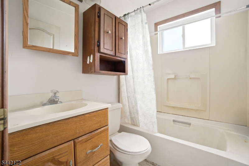 175 Wertsville Rd Property Photo 31
