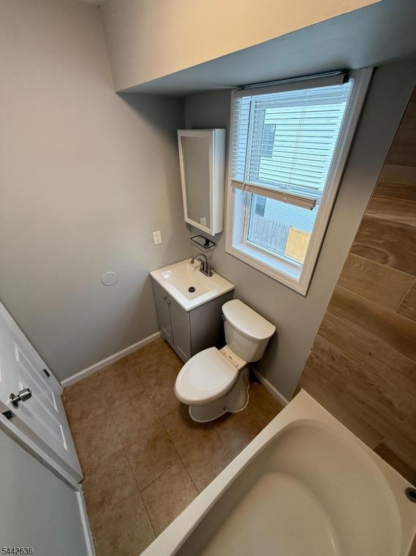34 Auburn St 2 Property Photo 20