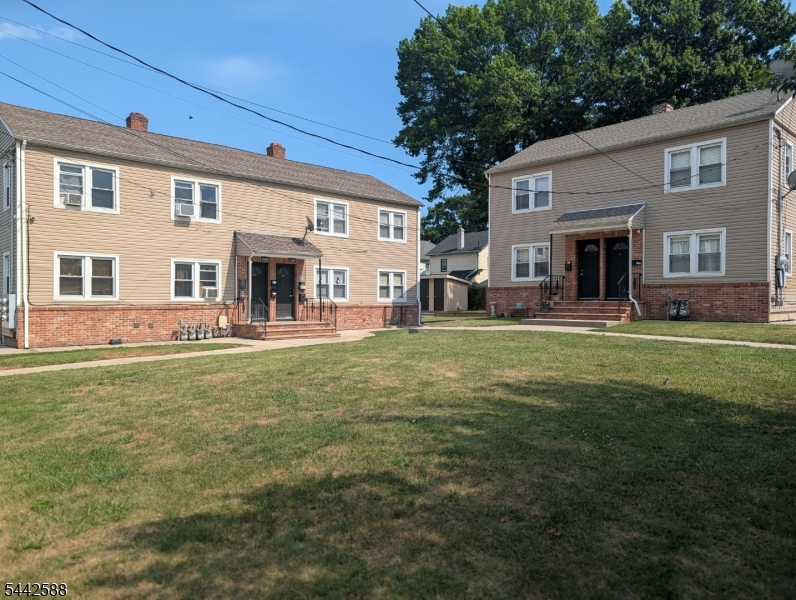 1027 Stanton Ave Property Photo 1