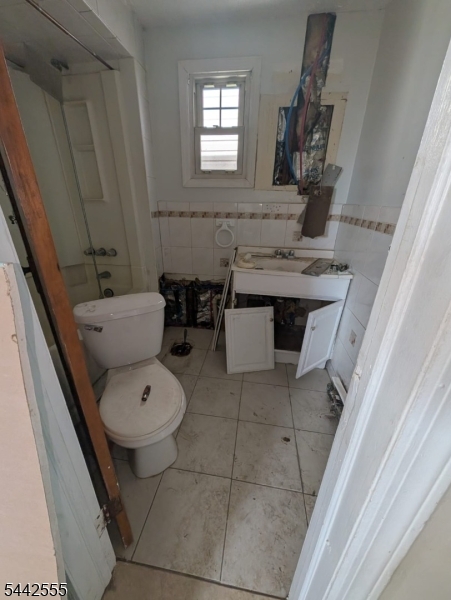 66 Erie St Property Photo 7