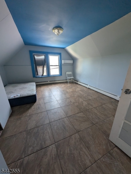 66 Erie St Property Photo 13