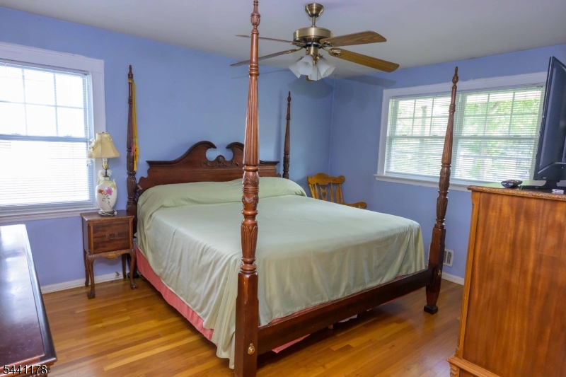 765 Grove St Property Photo 15