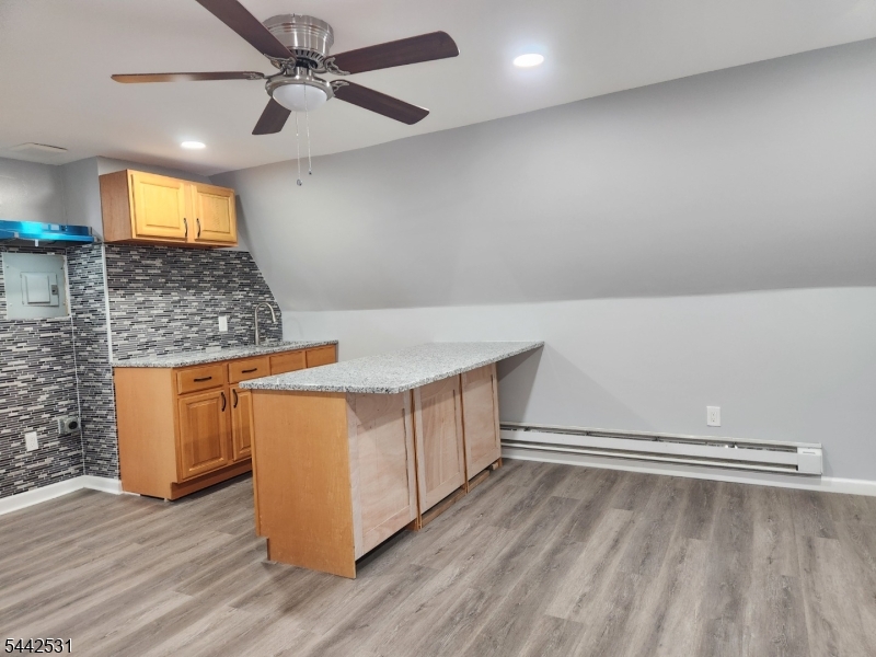 1025 Anna St Property Photo 12