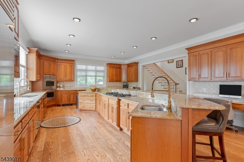 305 Green Rd Property Photo 16