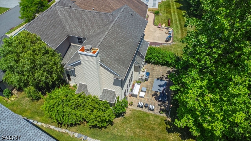 8 Bluffs Ct Property Photo 7