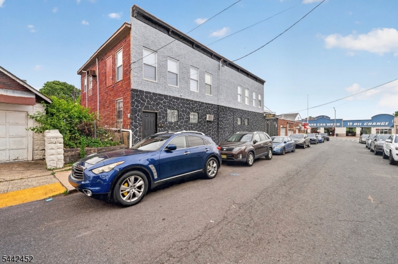 9 Morrell St Property Photo 1