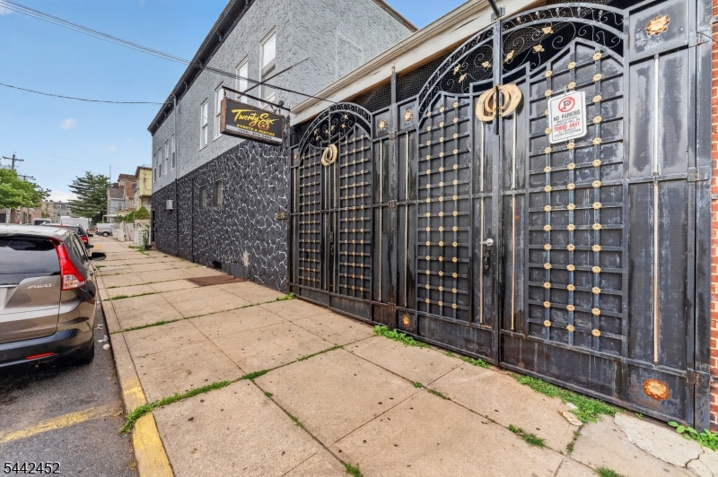 9 Morrell St Property Photo 38
