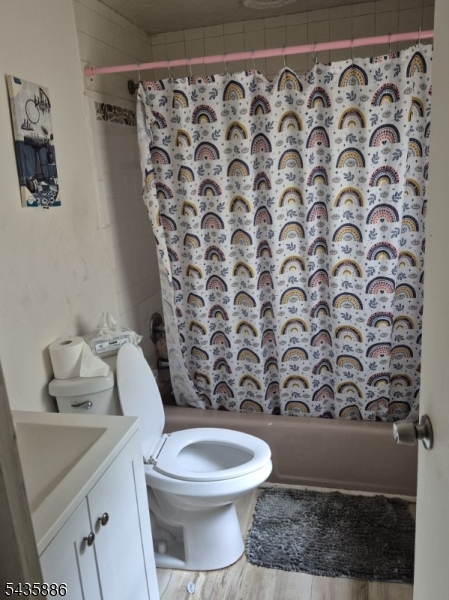 1207 Foster Ave Property Photo 11