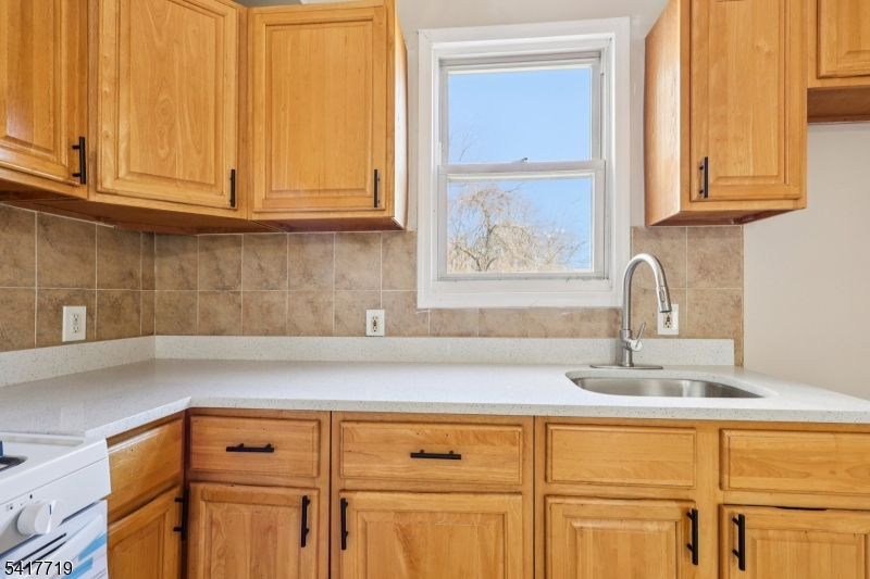 106 E Main St Property Photo 17