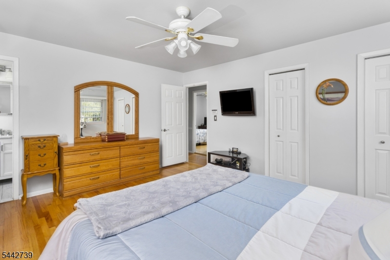 7 Vauxhall Rd Property Photo 22