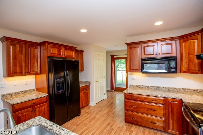 117 Circle Drive South Property Photo 14