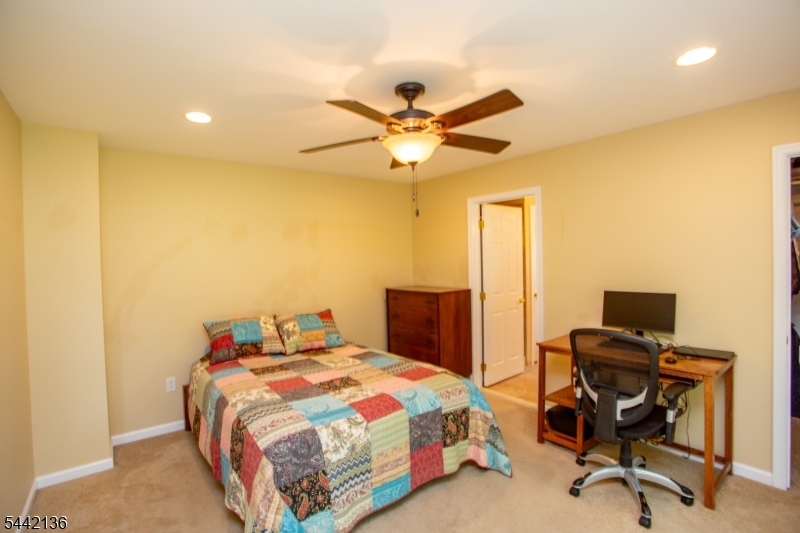 117 Circle Drive South Property Photo 16