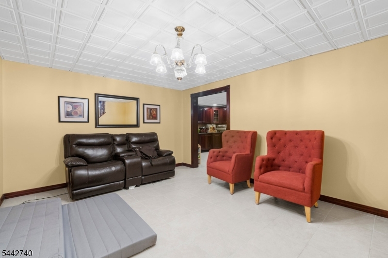 3 Regal Way Property Photo 33