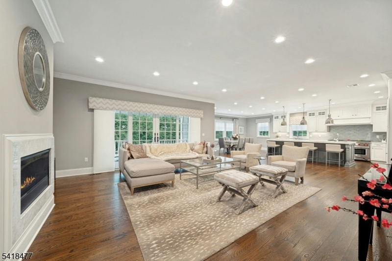 20 Sylvan Way Property Photo 12