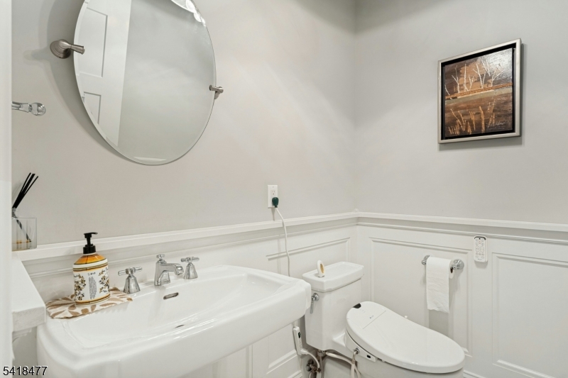 20 Sylvan Way Property Photo 15