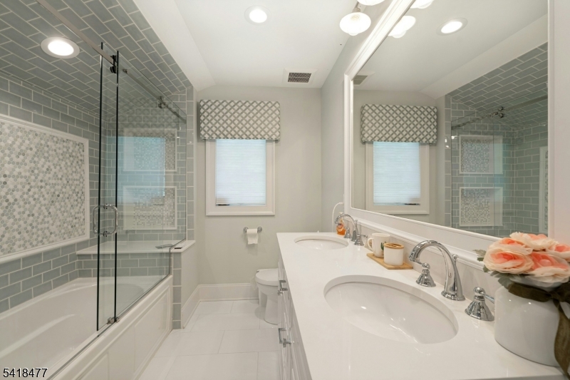 20 Sylvan Way Property Photo 28