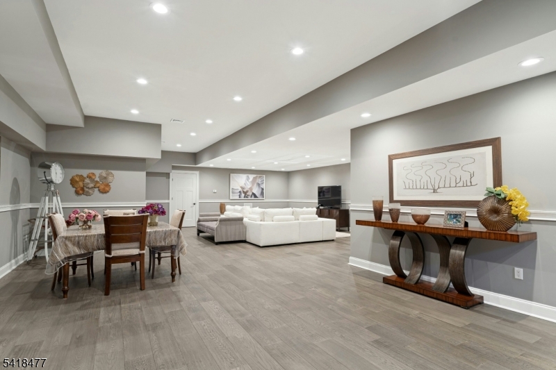 20 Sylvan Way Property Photo 30