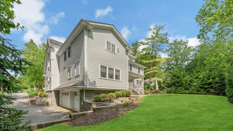 20 Sylvan Way Property Photo 38