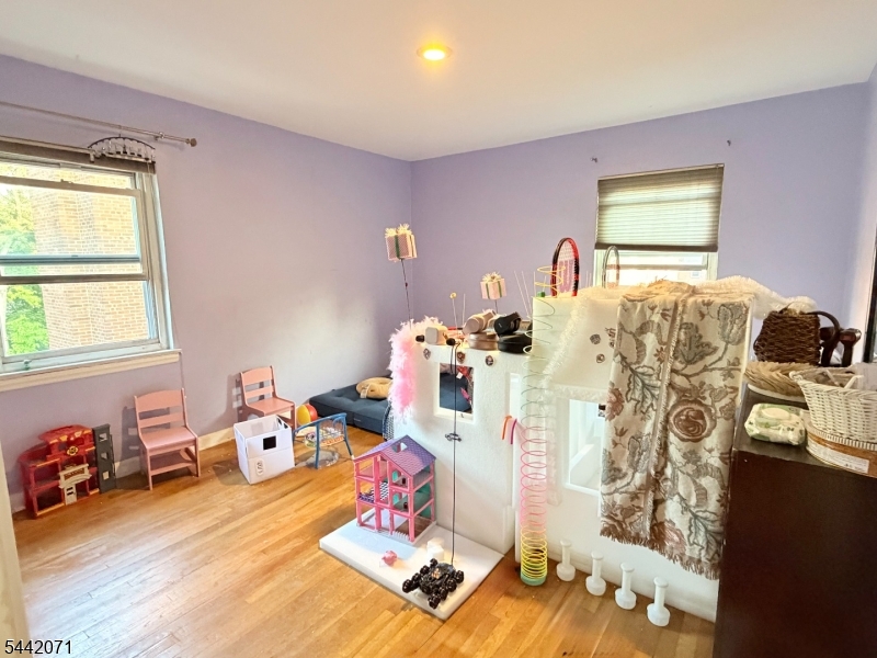 974 Main St Property Photo 10