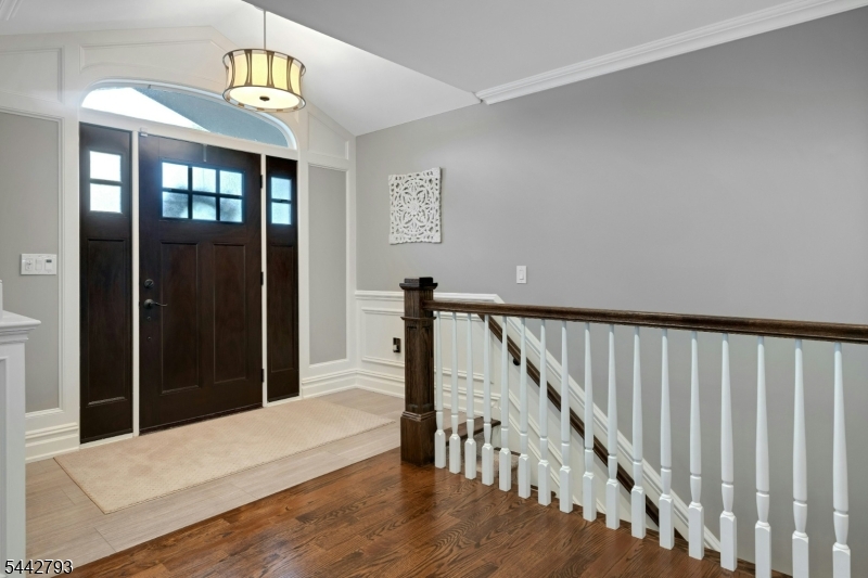 13 Merlin Pl Property Photo 4