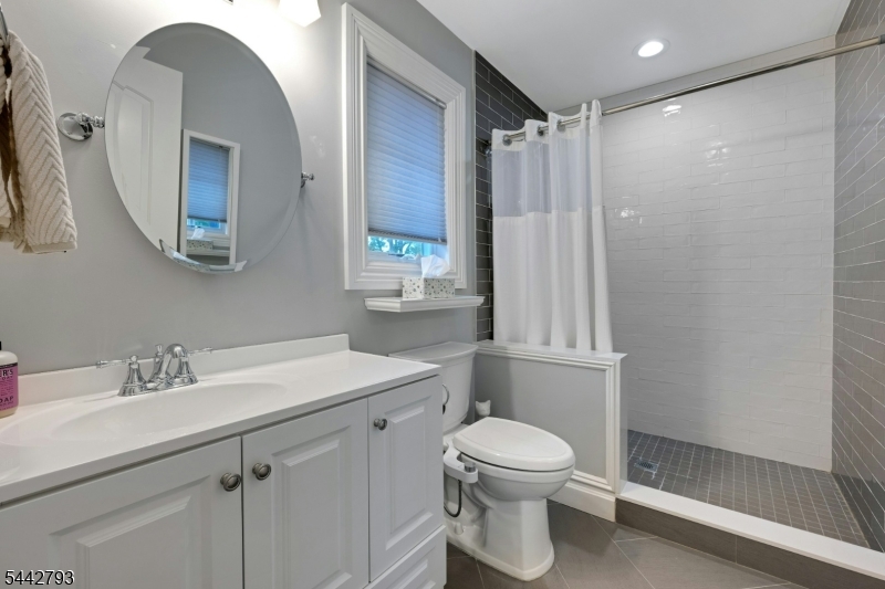 13 Merlin Pl Property Photo 26