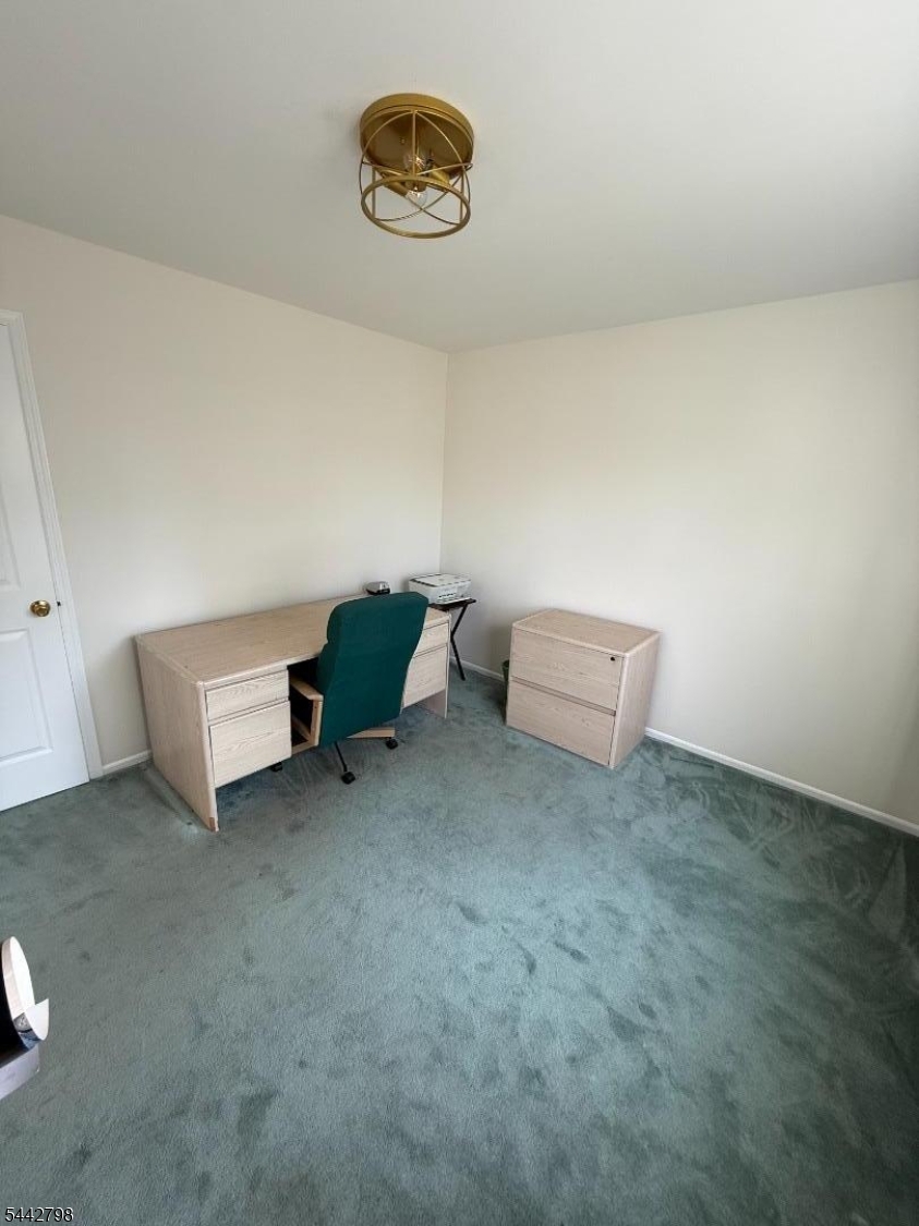 335 Saint Marks Ave Property Photo 4