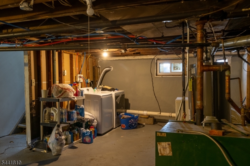 1074 Rose St Property Photo 20