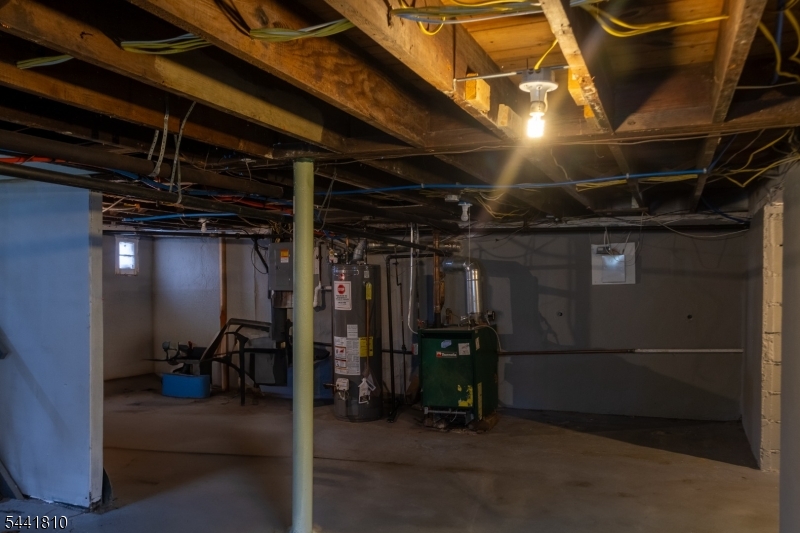 1074 Rose St Property Photo 21