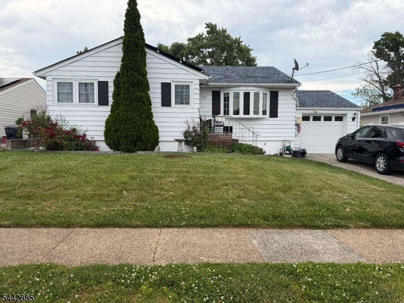 22 Longview Ave
