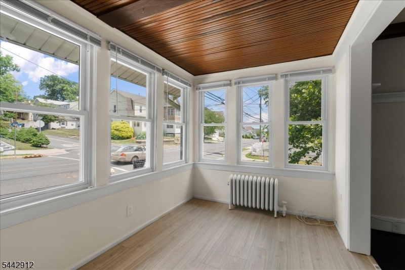 191 Brown Ave Property Photo 8