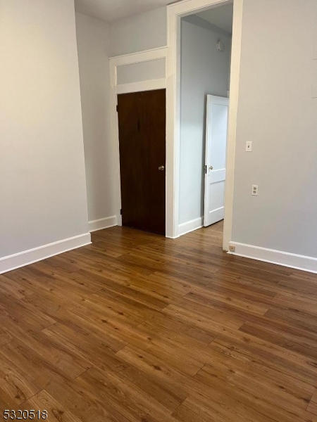 75 Pine St 1l Property Photo 3