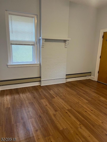75 Pine St 1l Property Photo 4
