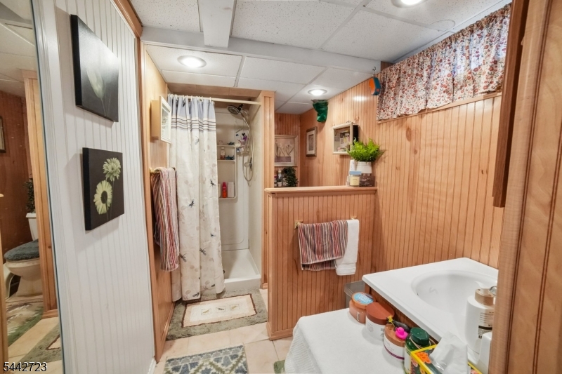 54 Haverhill Ave Property Photo 11