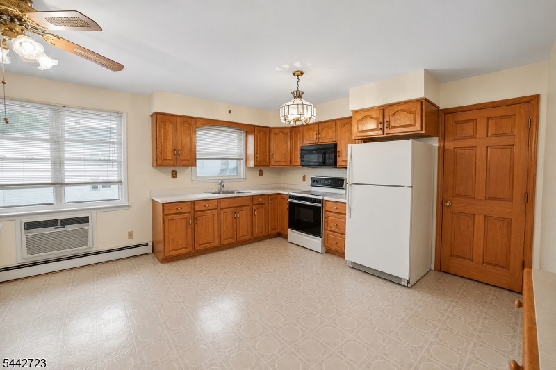 54 Haverhill Ave Property Photo 14