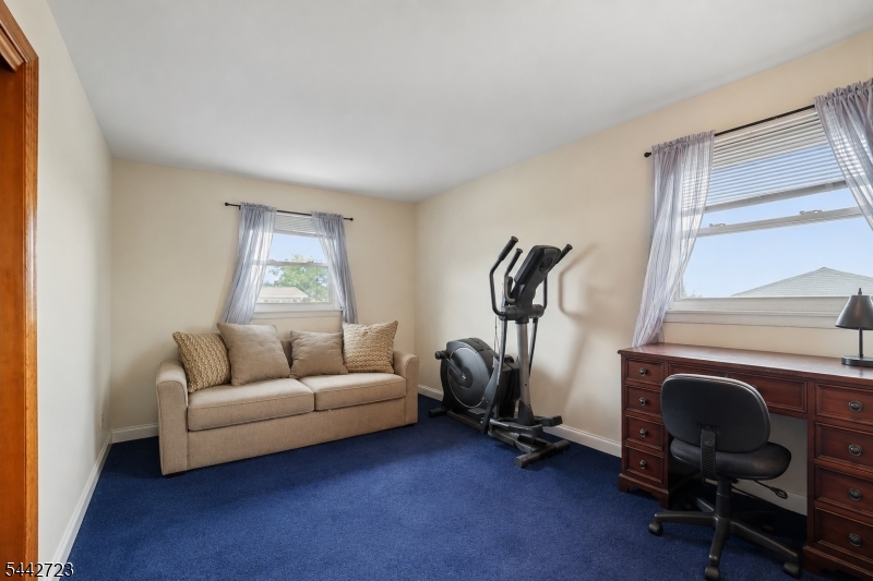 54 Haverhill Ave Property Photo 18