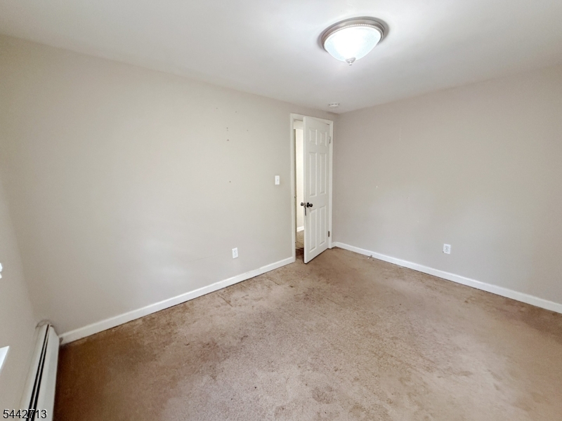 331 N Main St Property Photo 14