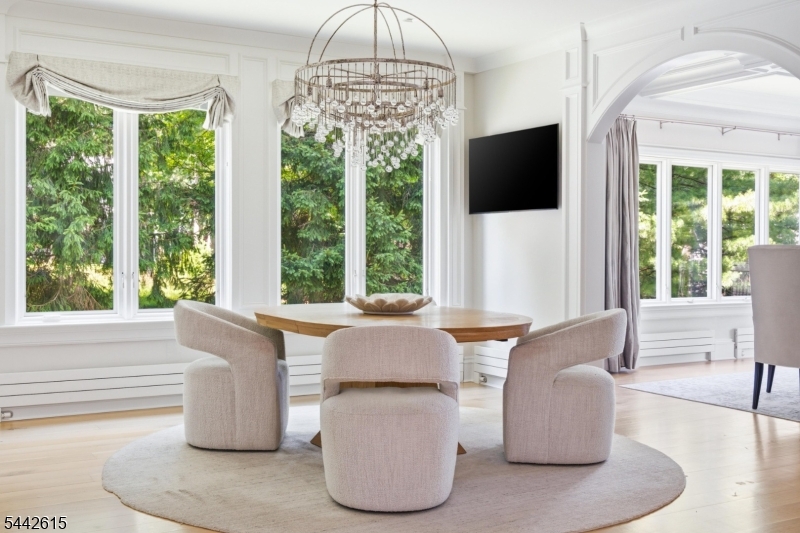 244 Park Avenue Property Photo 13