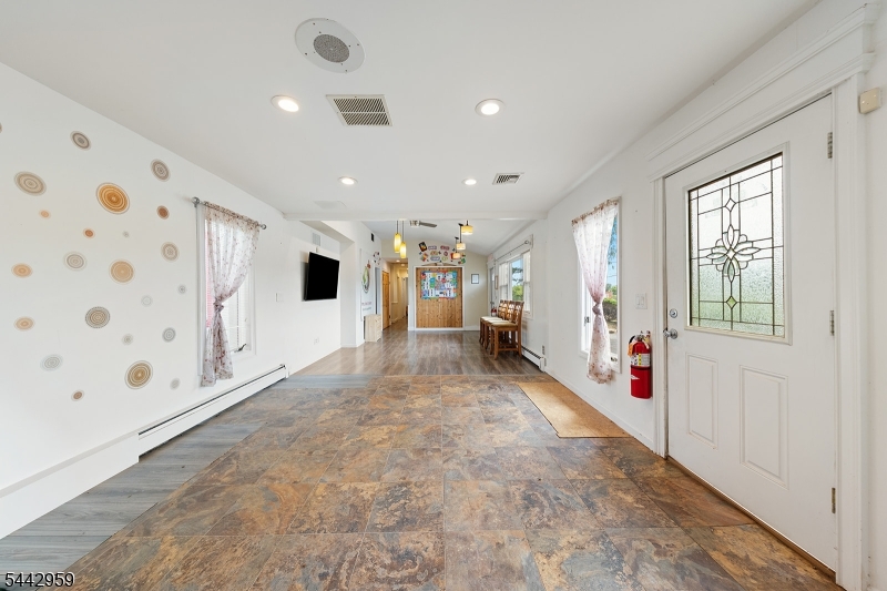 400 Us Highway 206 Property Photo 5