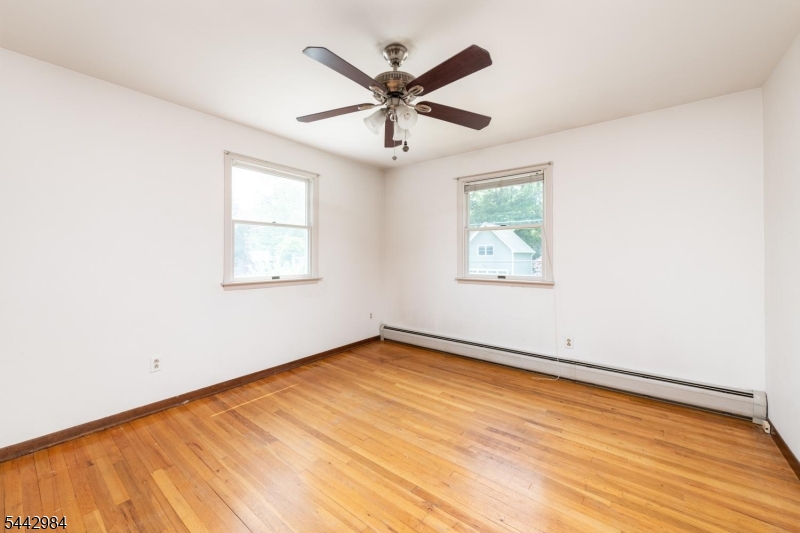 67 Greenbrook Dr Property Photo 17